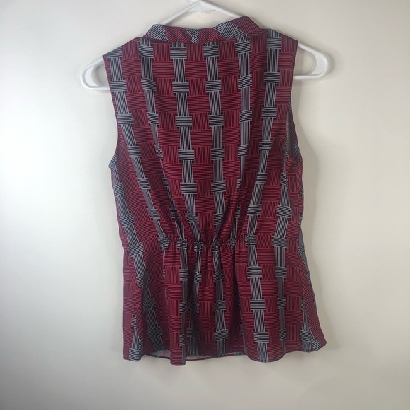 Banana Republic sleeveless blouse red white black asymmetrical print PXS - Picture 5 of 10